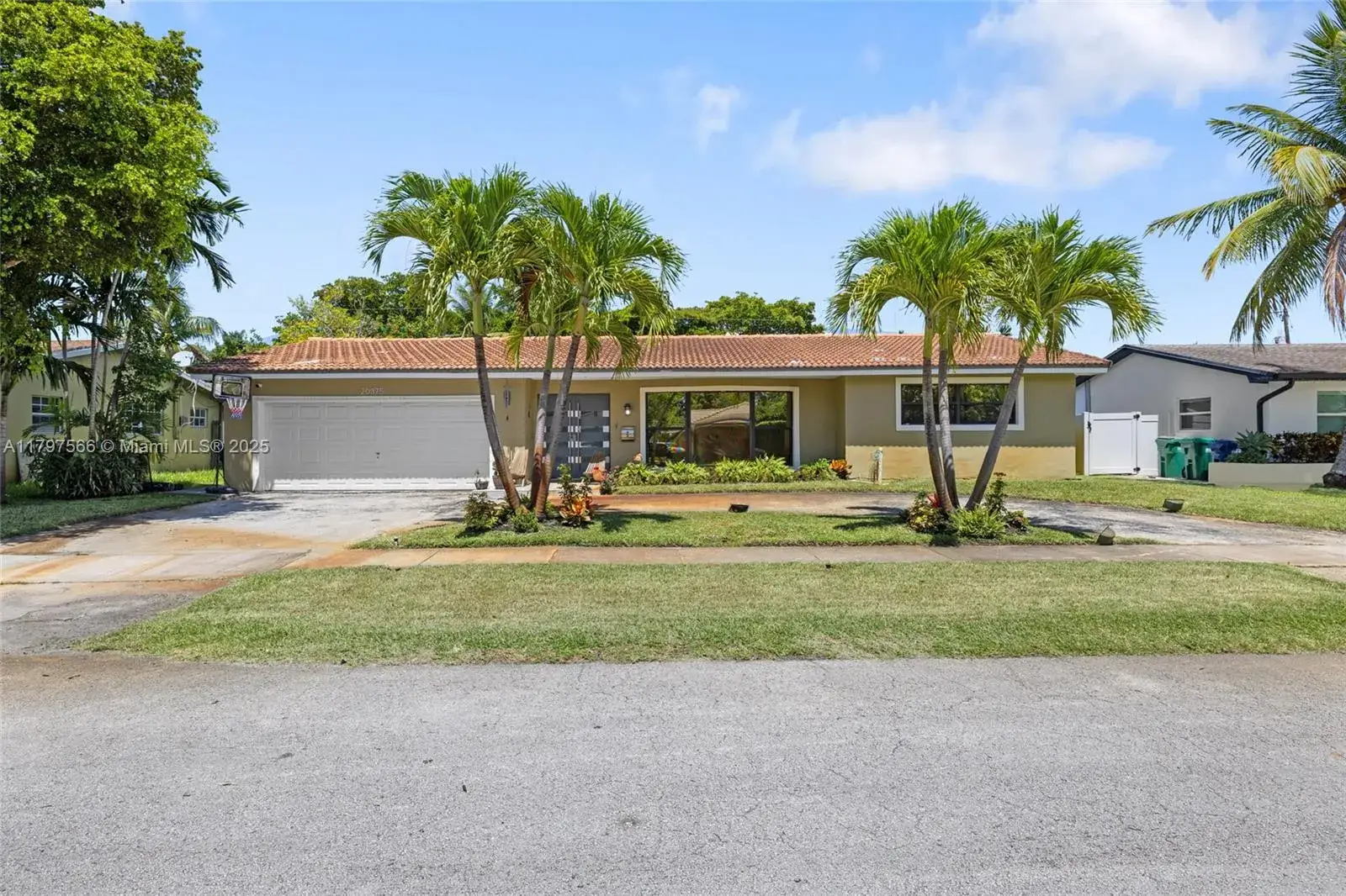 3 bedroom 2 bath Residential Lease for rent at 20375 NE 22nd Pl, Miami FL 33180