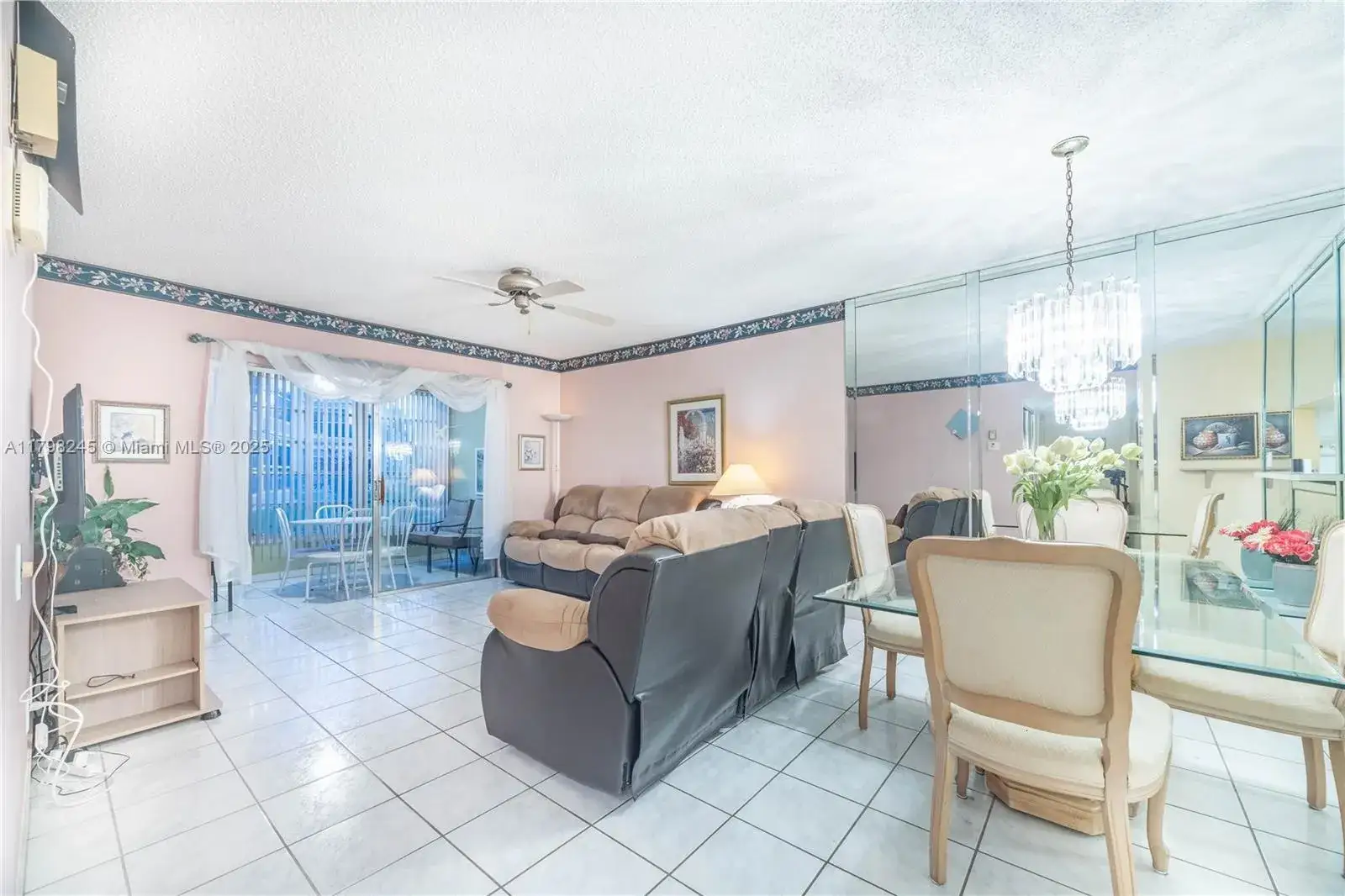 2 bedroom 2 bath Residential Lease for rent at 4701 NW 34th St # 401, Lauderdale Lakes FL 33319