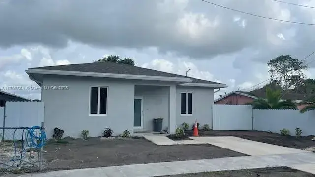 4 bedroom 2 bath Residential for sale at 640 SW 12th Ave, Homestead FL 33030