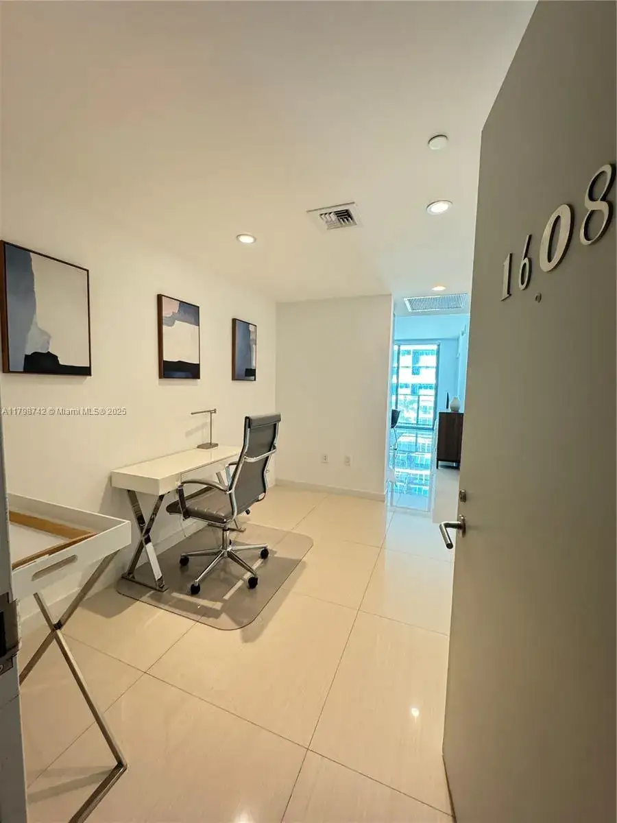 1 bedroom 1 bath Residential for sale at 1300 S Miami Ave # 1608, Miami FL 33130