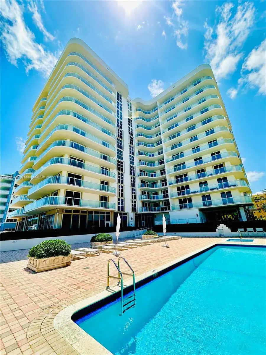 2 bedroom 2 bath Residential for sale at 8855 Collins Ave # 7H, Surfside FL 33154