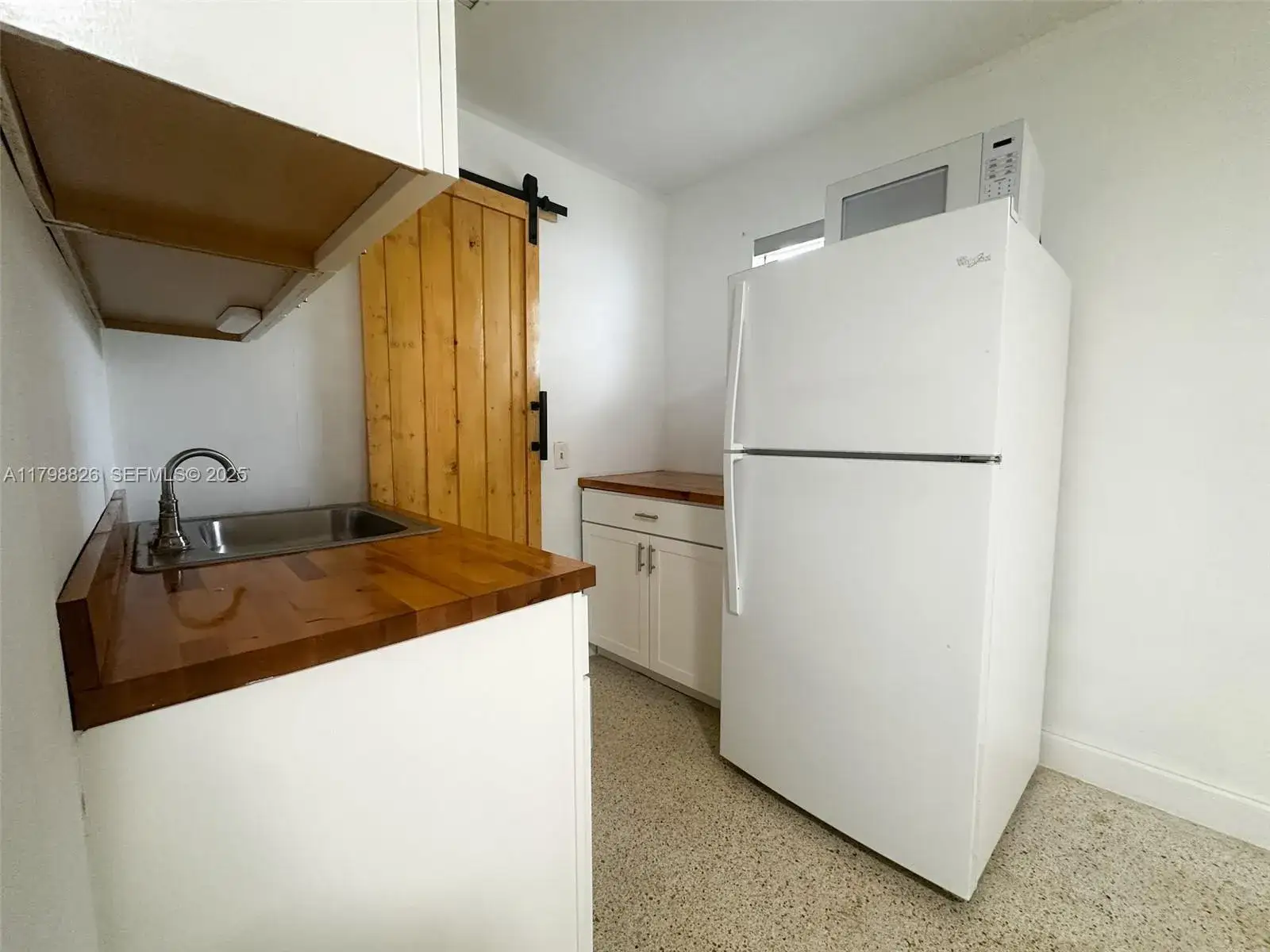 1 bath Residential Lease for rent at 2815 NW 88th St # 3, Miami FL 33147