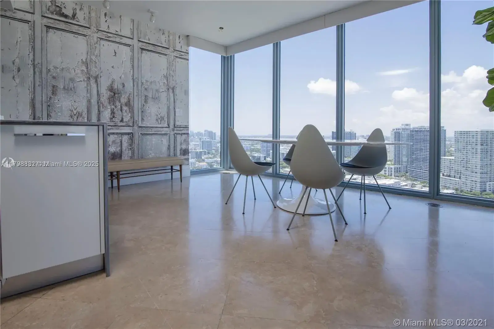 2 bedroom 2 bath Residential for sale at 601 NE 36th St # 3101, Miami FL 33137