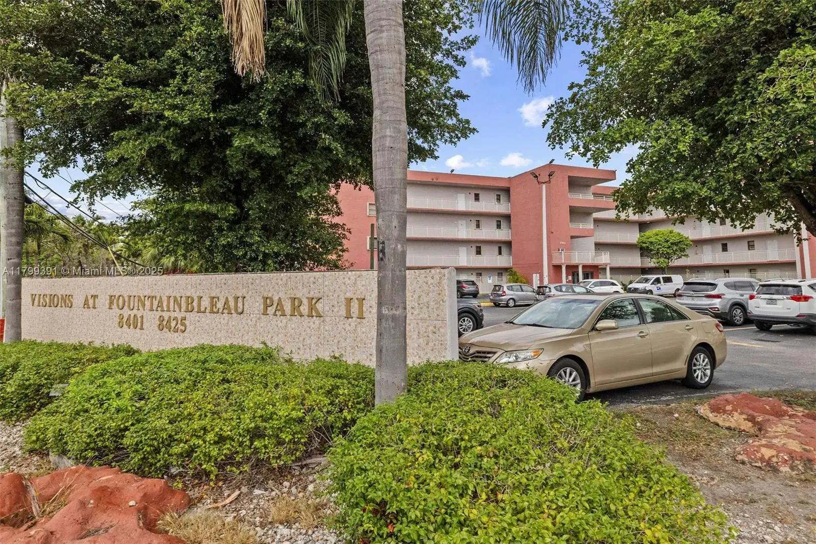 3 bedroom 2 bath Residential for sale at 8401 NW 8 ST # 401, Miami FL 33126