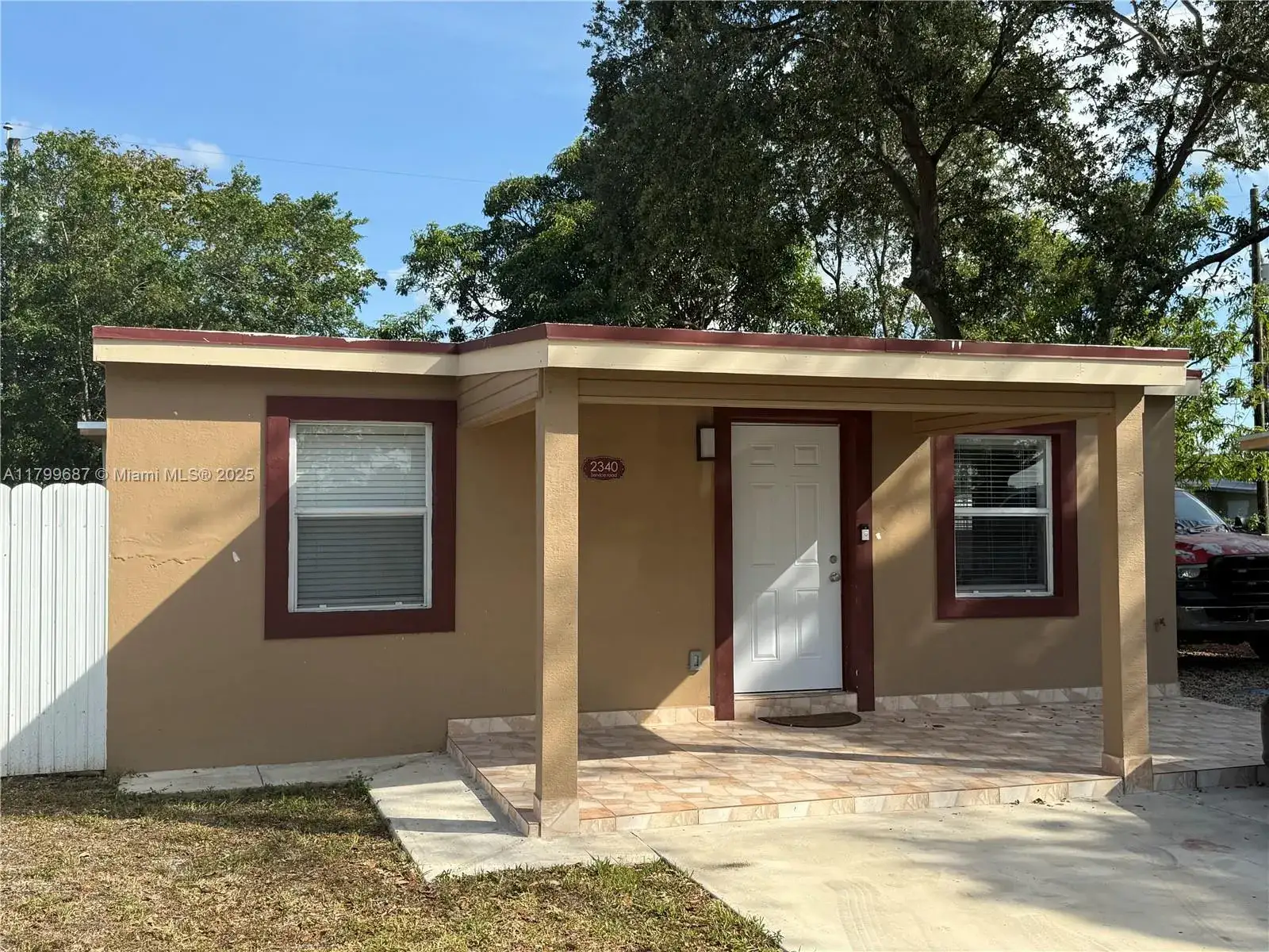 2 bedroom 1 bath Residential Lease for rent at 2340 Service Rd, Opa-Locka FL 33054
