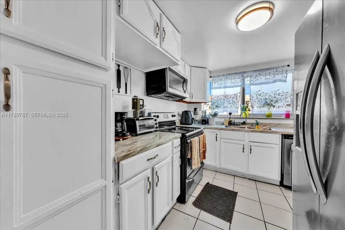 2 bedroom 2 bath Residential for sale at 2451 NW 41st Ave # 304, Lauderhill FL 33313