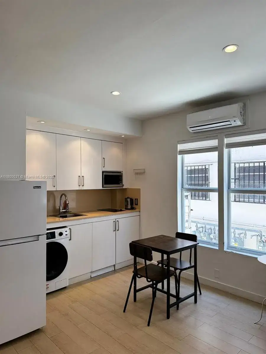 1 bath Residential Lease for rent at 642 Michigan Ave # 6, Miami Beach FL 33139