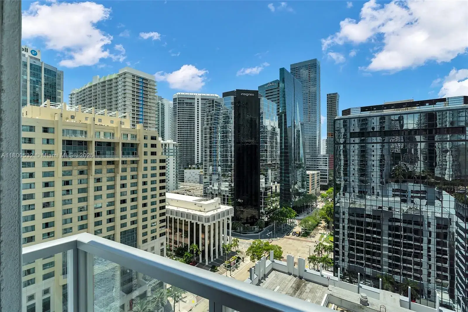2 bedroom 2 bath Residential for sale at 1060 Brickell Ave # 1811, Miami FL 33131