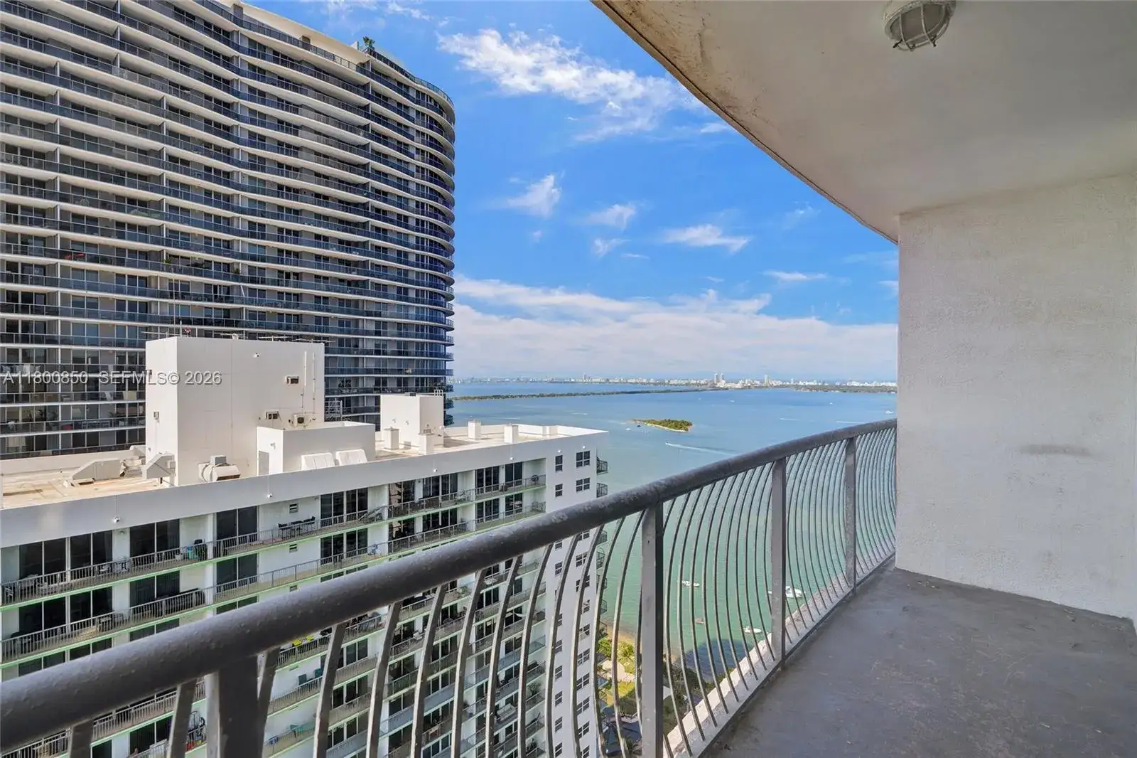 1 bath Residential for sale at 1750 N Bayshore Dr # 4007, Miami FL 33132