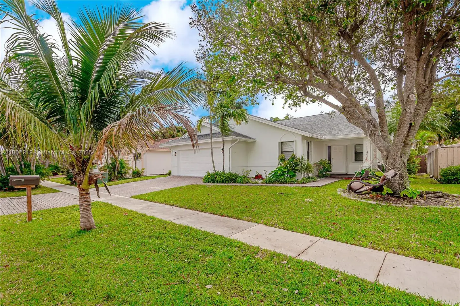 3 bedroom 2 bath Residential Lease for rent at 216 SE 9th St # 1, Dania Beach FL 33004