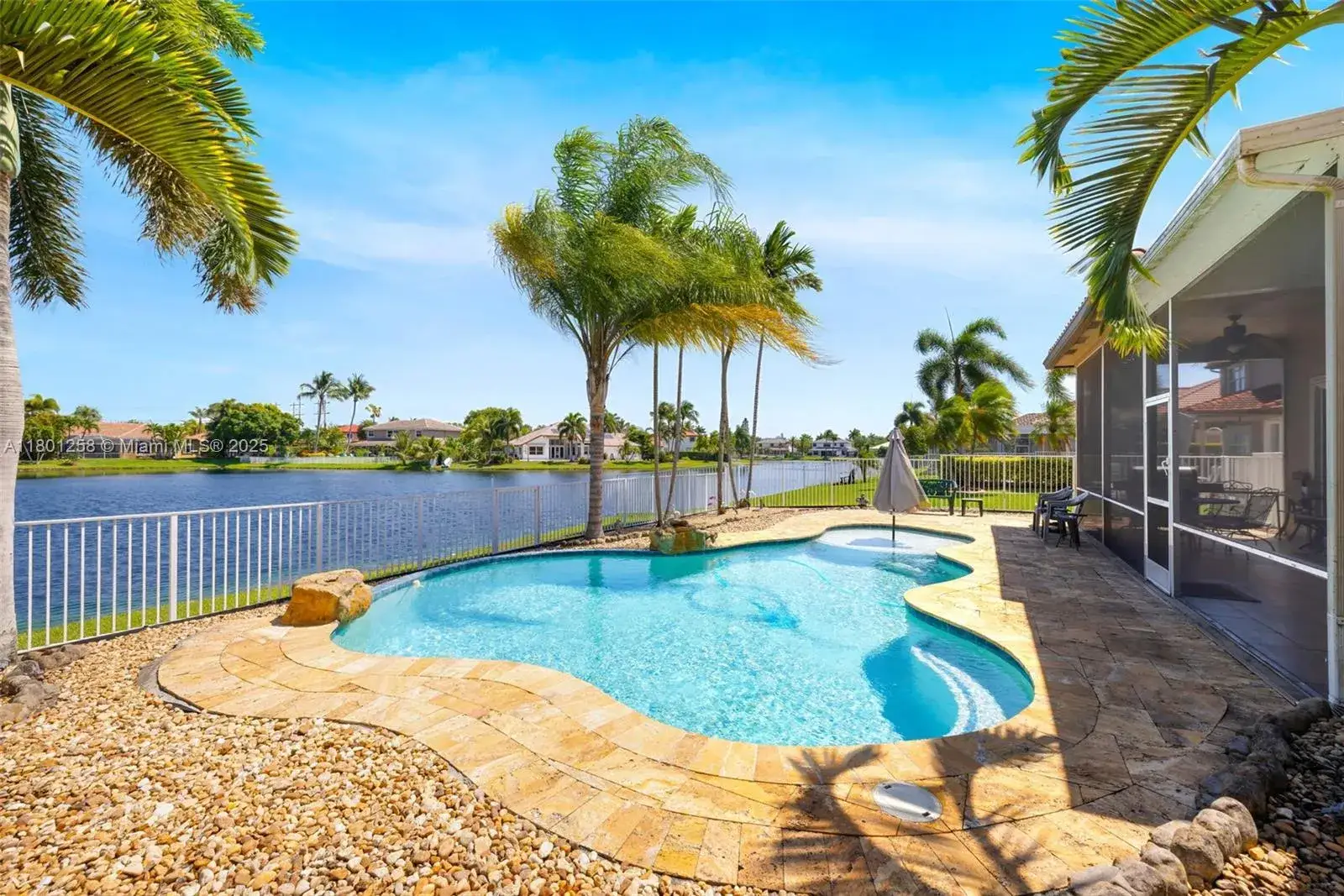 4 bedroom 3 bath Residential for sale at 16343 Segovia Cir S, Pembroke Pines FL 33331