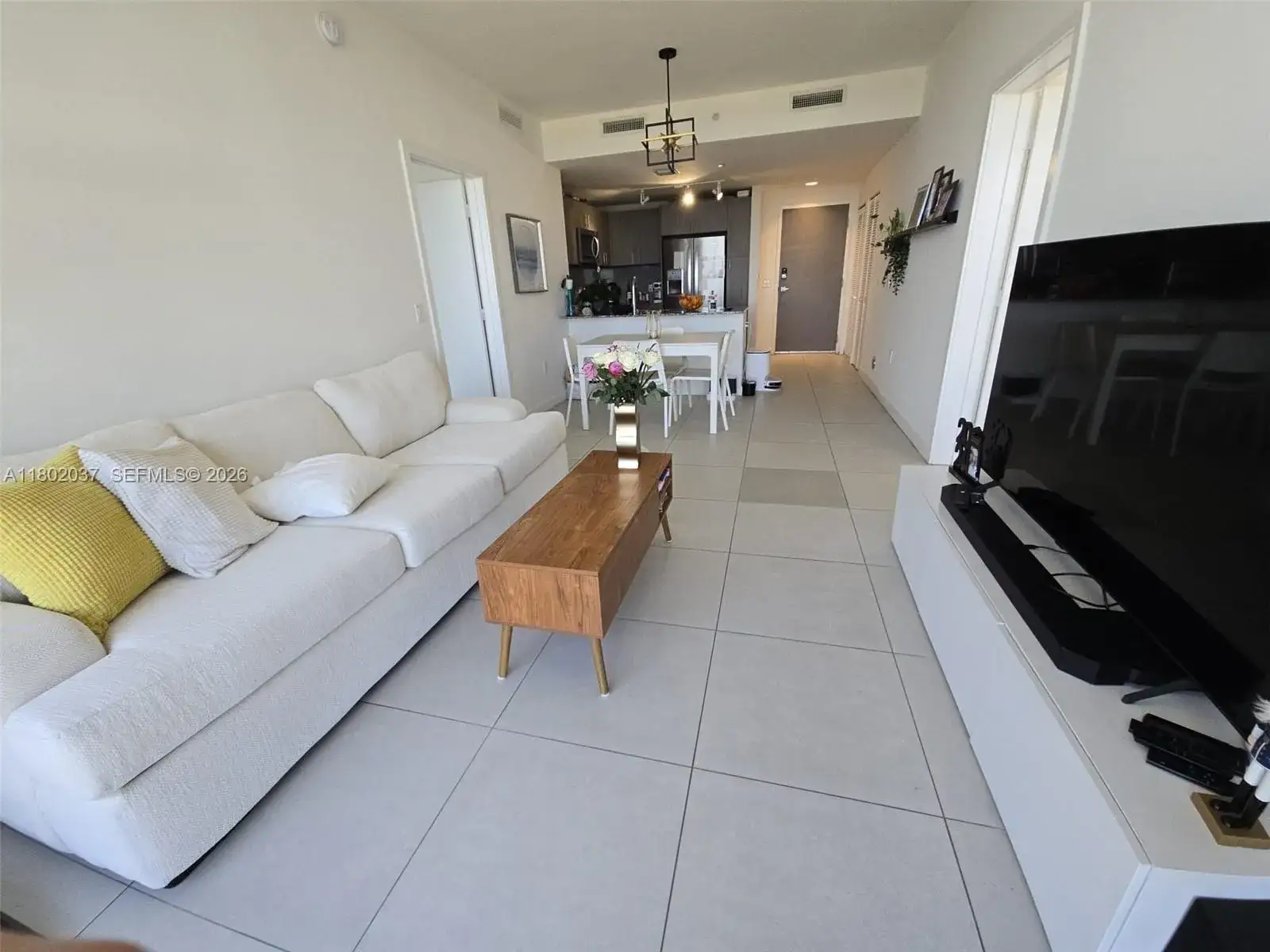 2 bedroom 2 bath Residential for sale at 5350 NW 84th Ave # 1207, Doral FL 33166