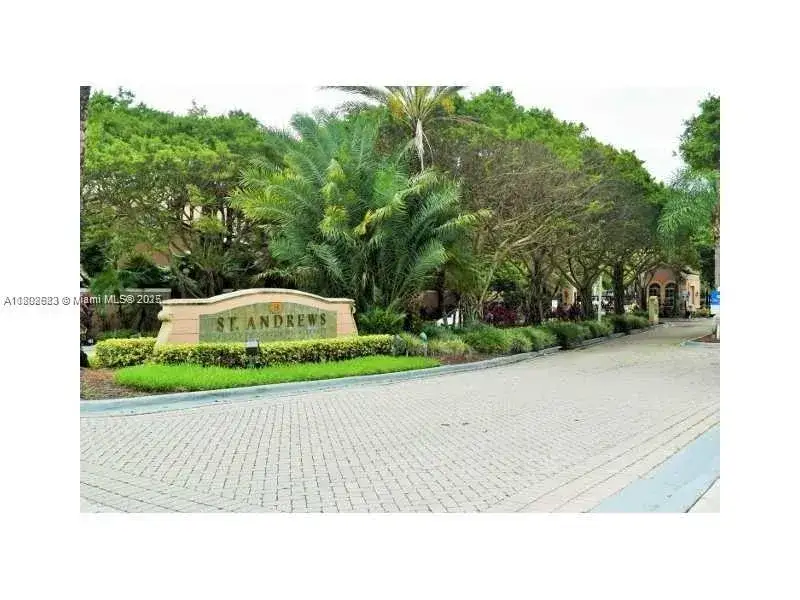 2 bedroom 2 bath Residential Lease for rent at 12112 ST ANDREWS PL # 309, Miramar FL 33025
