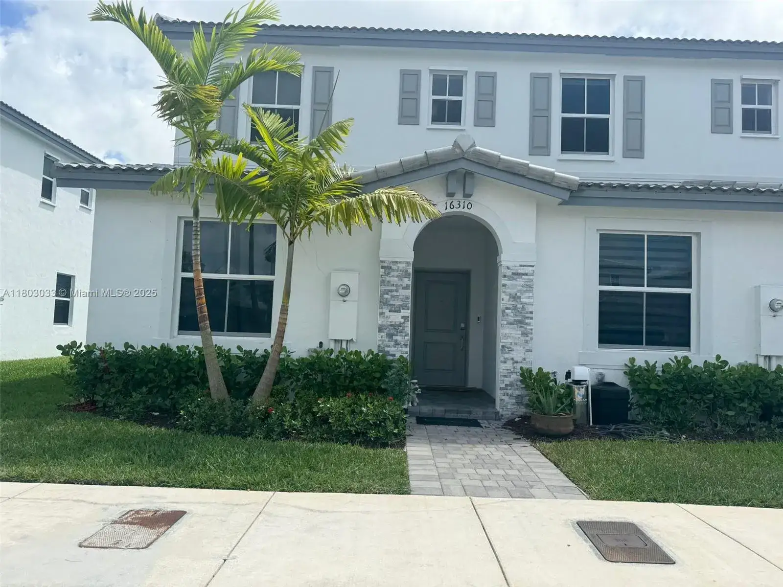 3 bedroom 3 bath Residential for sale at 16310 SW 291st St, Homestead FL 33033