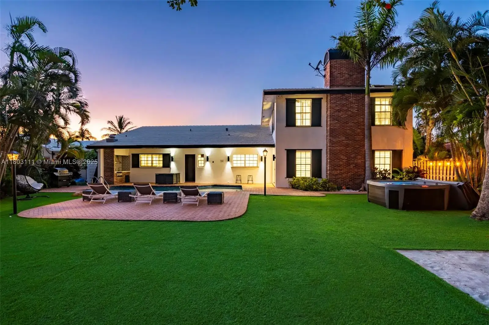 6 bedroom 4 bath Residential for sale at 5440 NE 22nd Ave, Fort Lauderdale FL 33308