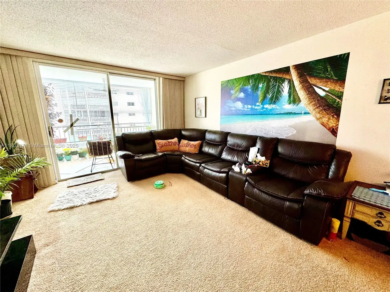 1 bedroom 1 bath Residential for sale at 619 NE 14th Ave # 503, Hallandale Beach FL 33009