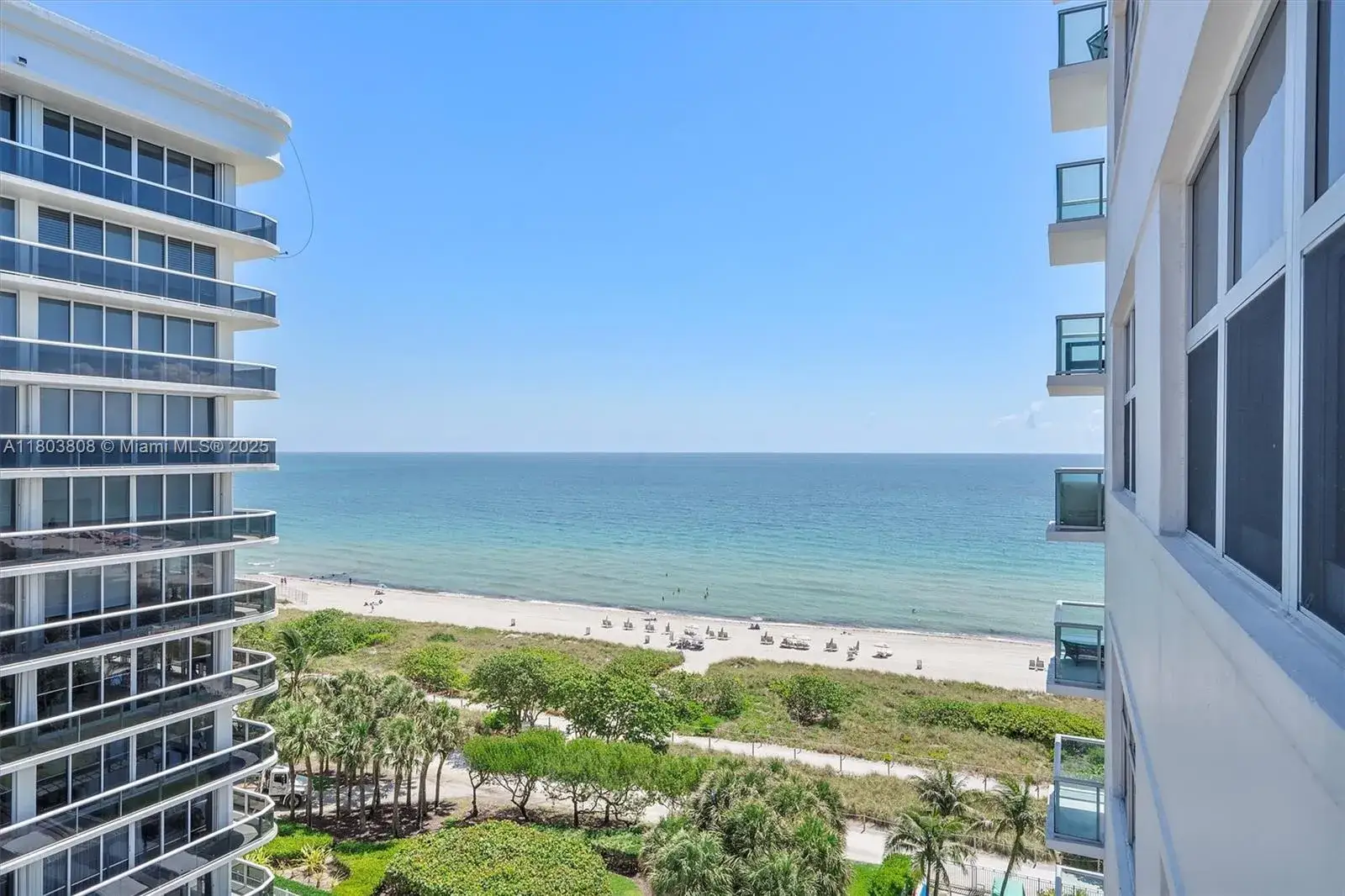 1 bedroom 1 bath Residential for sale at 9511 Collins Ave # 1002, Surfside FL 33154