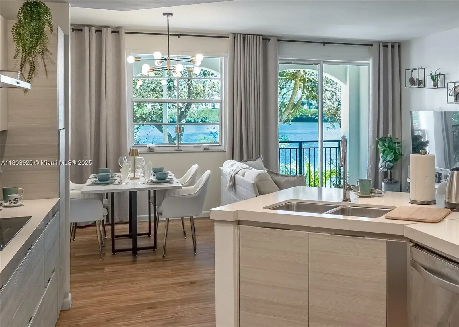 2 bedroom 1 bath Residential Lease for rent at 3255 NE 184th # 12206, Aventura FL 33160