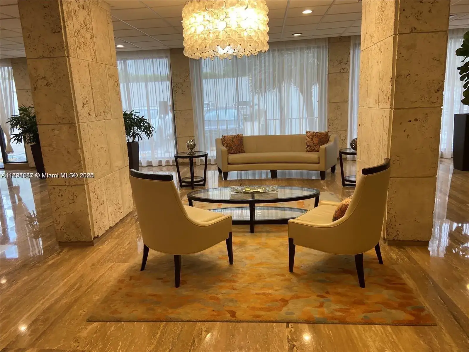 1 bedroom 1 bath Residential Lease for rent at 1980 S Ocean Dr # 2B, Hallandale Beach FL 33009