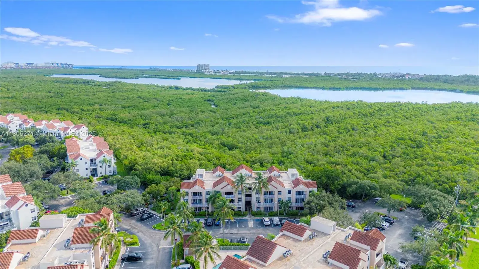 2 bedroom 2 bath Residential for sale at 2721 Ocean Club Blvd # 305, Hollywood FL 33019