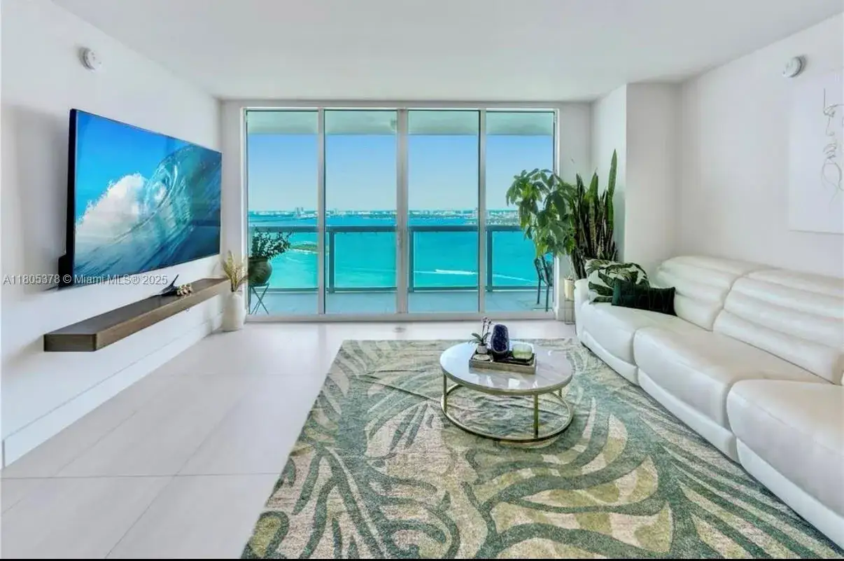 2 bedroom 2 bath Residential for sale at 1800 N Bayshore Dr # 3707, Miami FL 33132