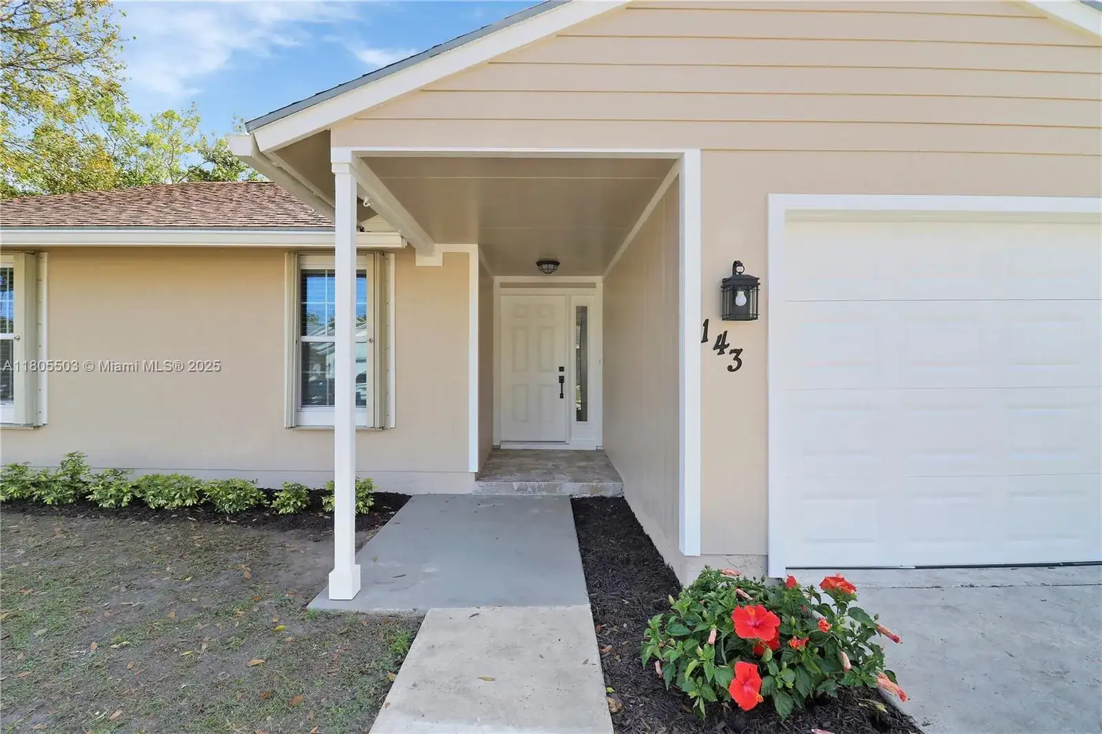 3 bedroom 2 bath Residential for sale at 143 Greentree Circle, Jupiter FL 33458