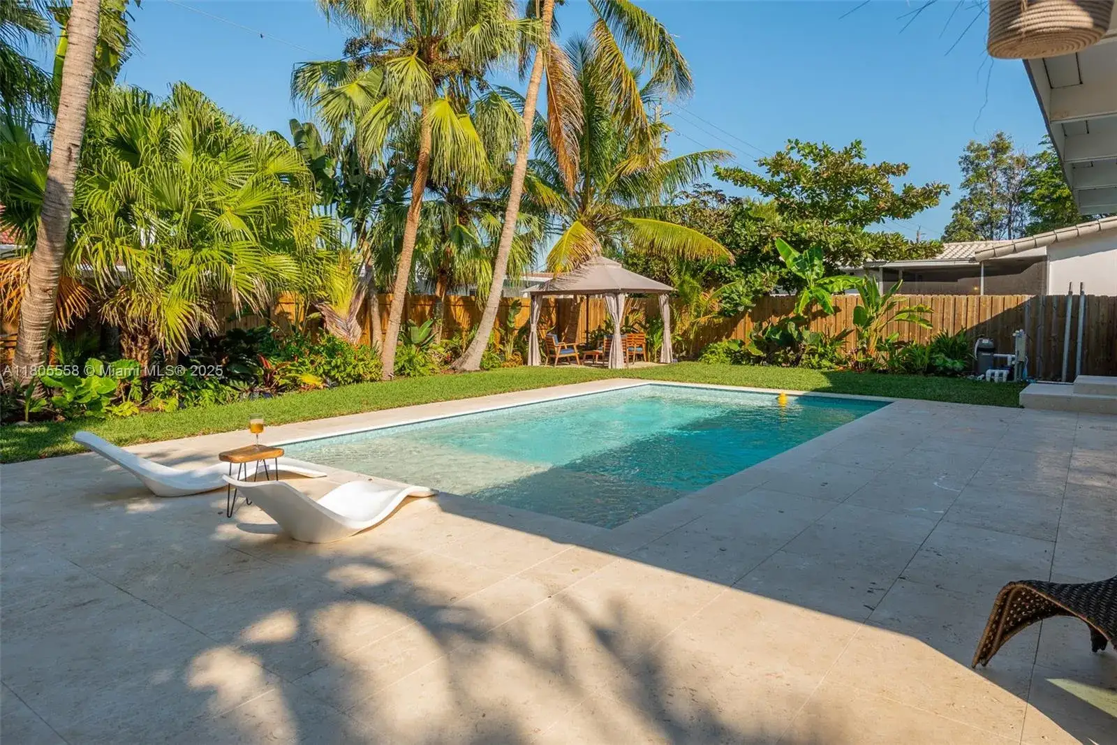 3 bedroom 2 bath Residential for sale at 1025 Washington St, Hollywood FL 33019