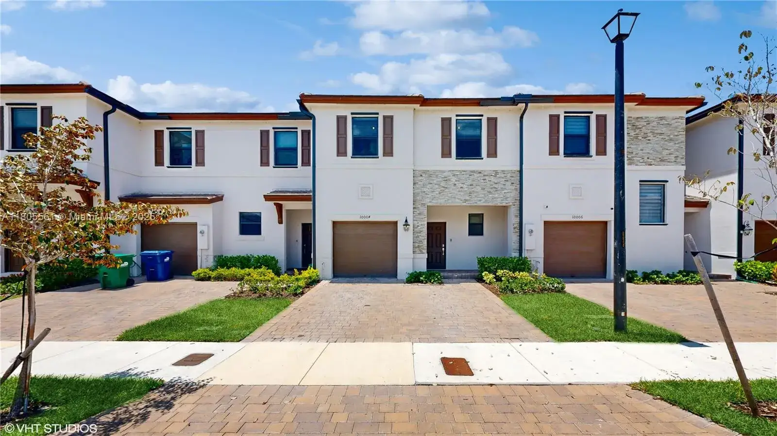 3 bedroom 2 bath Residential for sale at 10004 SW 231 LN, Miami FL 33190
