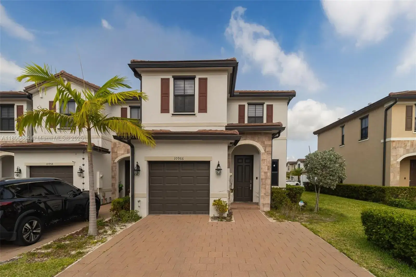 3 bedroom 2 bath Residential for sale at 10966 W 33rd Way, Hialeah FL 33018