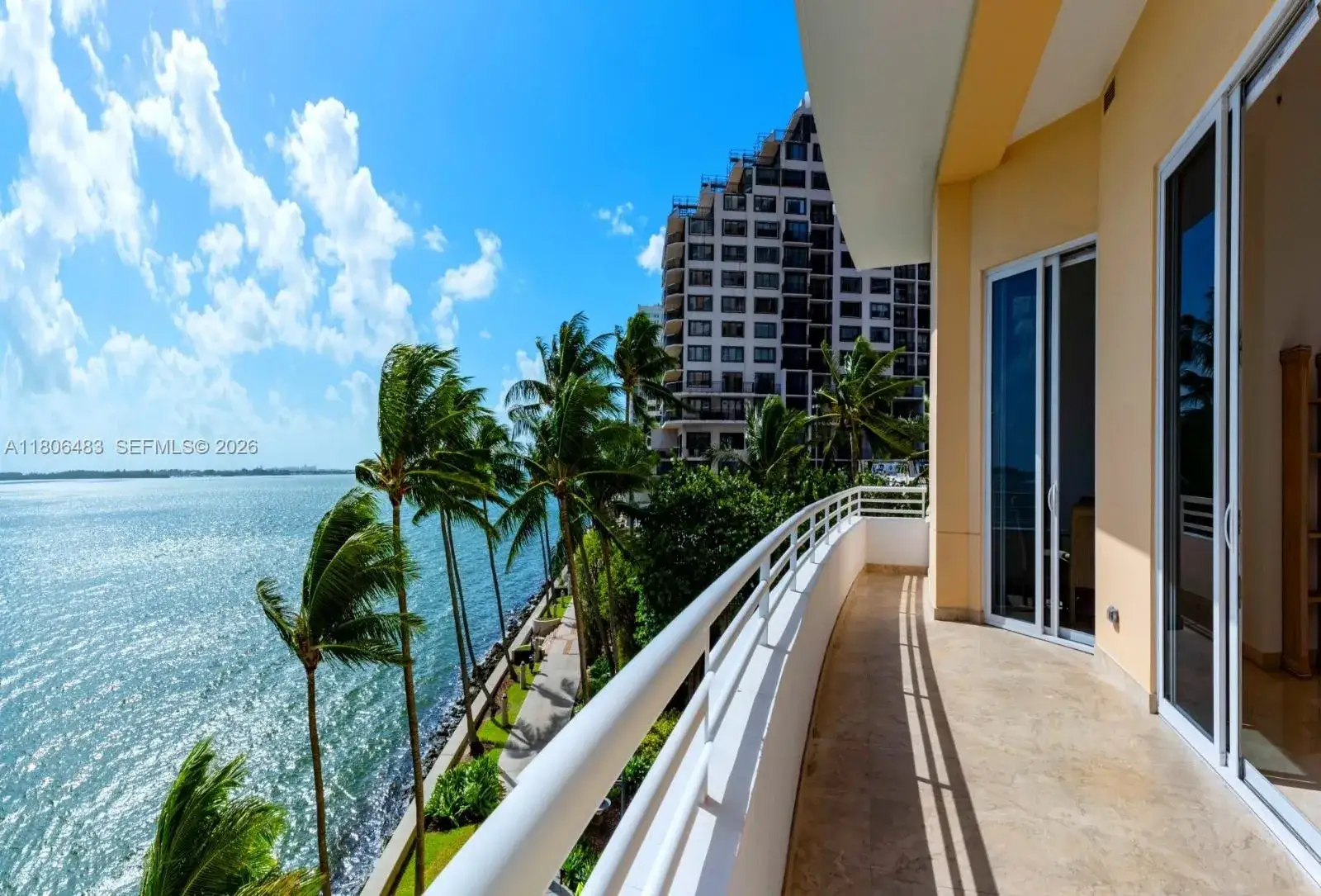 3 bedroom 3 bath Residential for sale at 808 Brickell Key Dr # 404, Miami FL 33131