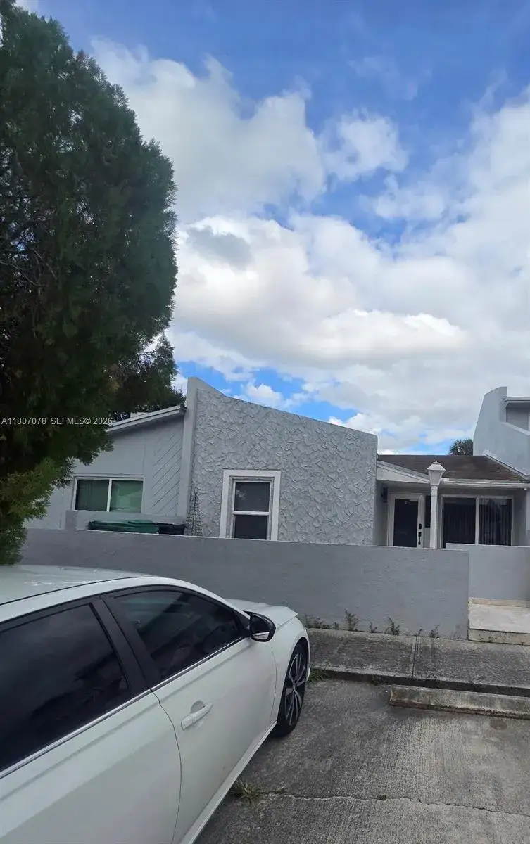 3 bedroom 2 bath Residential for sale at 19423 NW 53rd Pl, Miami Gardens FL 33055