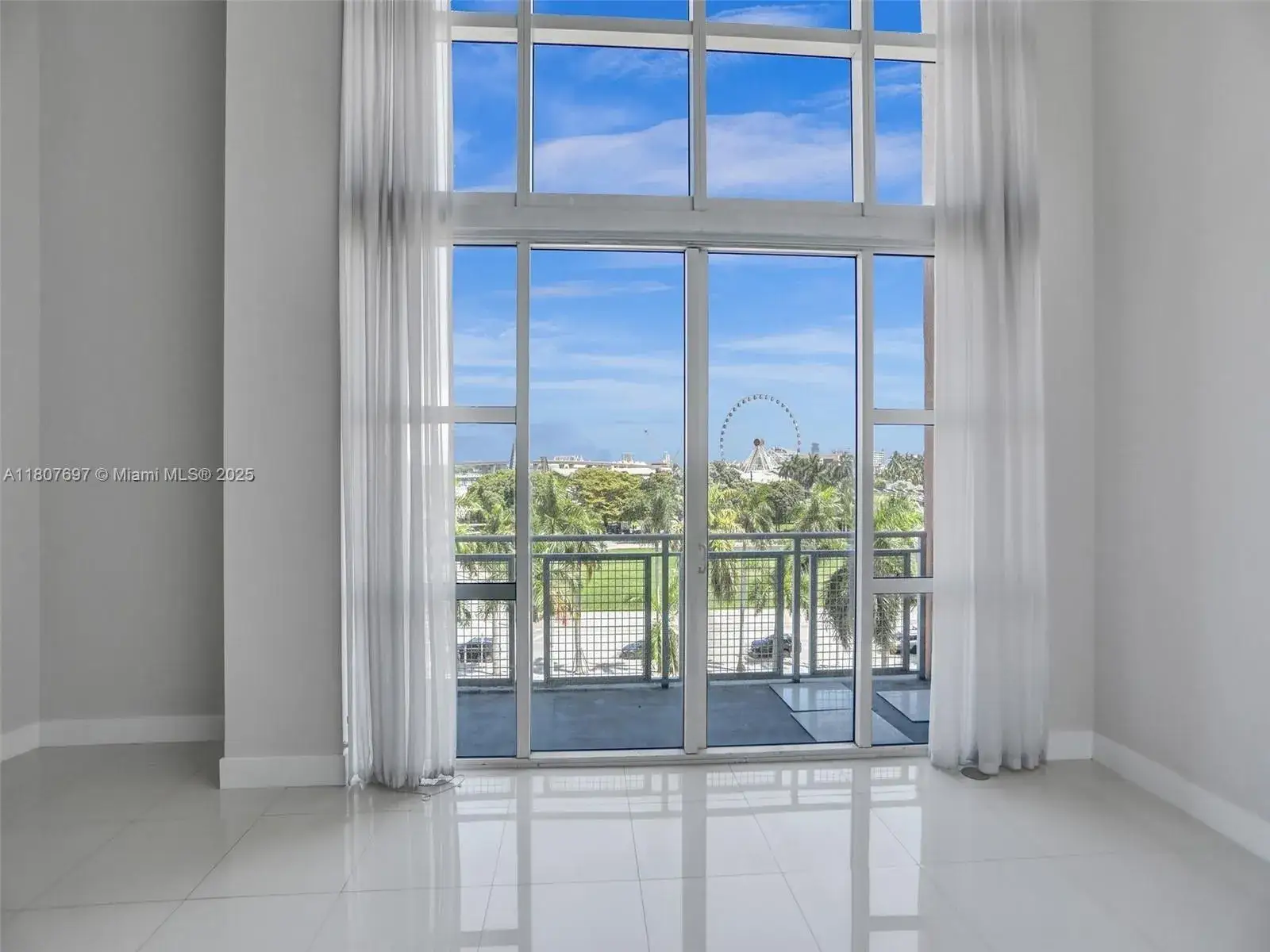 1 bedroom 1 bath Residential for sale at 244 Biscayne Blvd # 439, Miami FL 33132