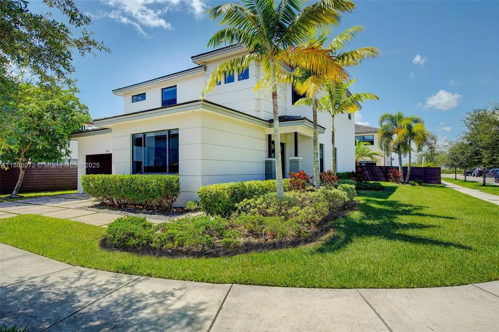 5 bedroom 4 bath Residential for sale at 13624 SW 161st Ct, Miami FL 33196