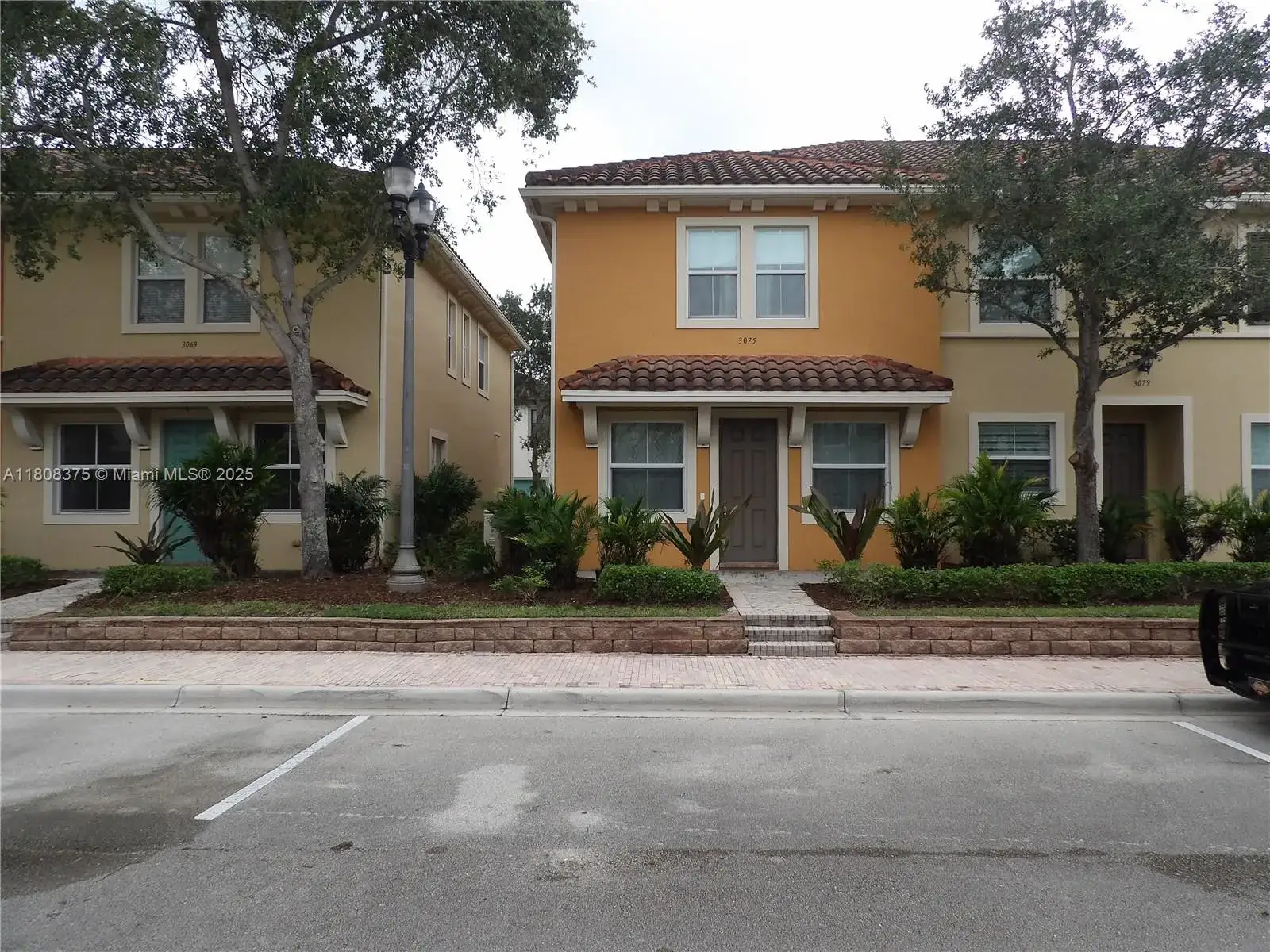 3 bedroom 2 bath Residential for sale at 3075 NW 126th Ave # 83, Sunrise FL 33323