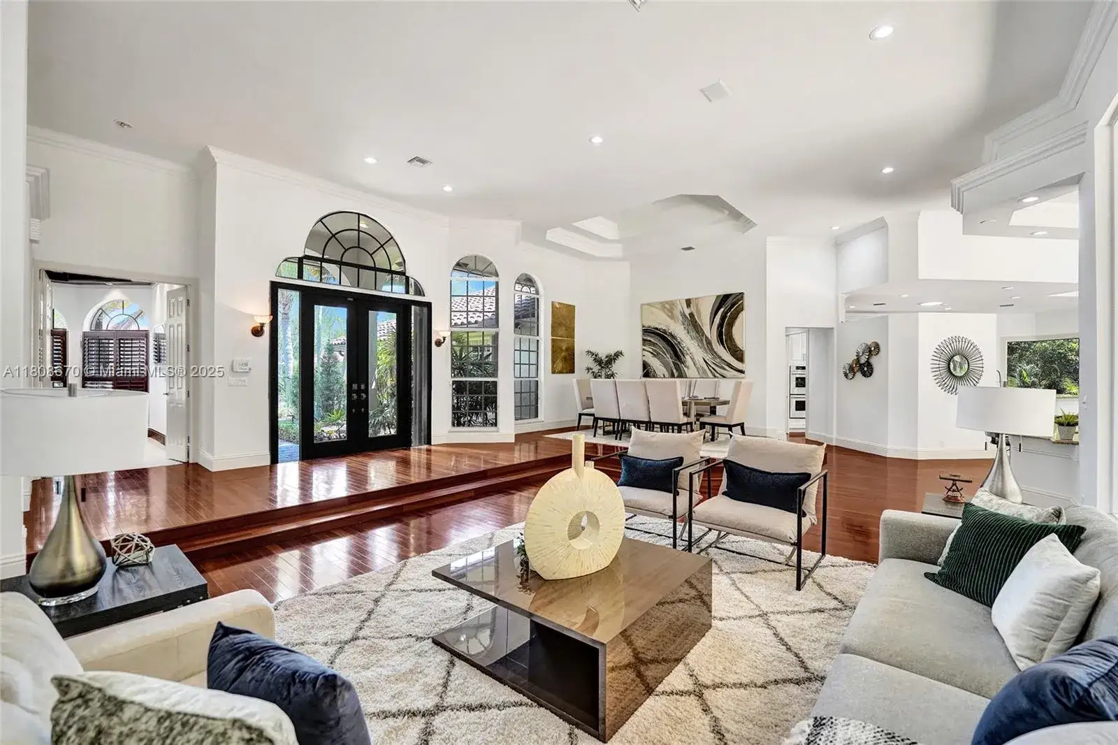 5 bedroom 3 bath Residential for sale at 169 Dockside Cir, Weston FL 33327