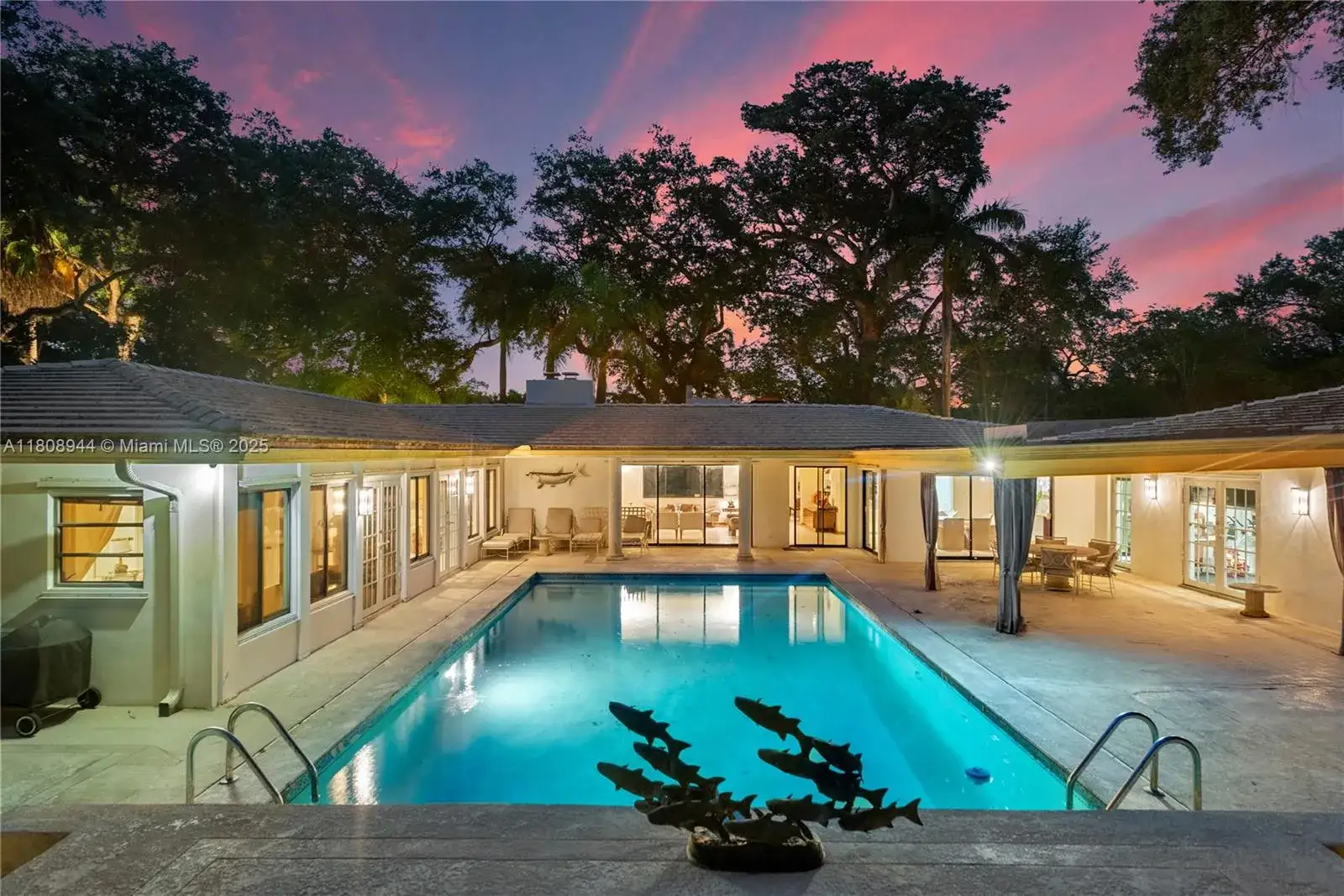 5 bedroom 5 bath Residential for sale at 5465 Banyan Trl, Coral Gables FL 33156