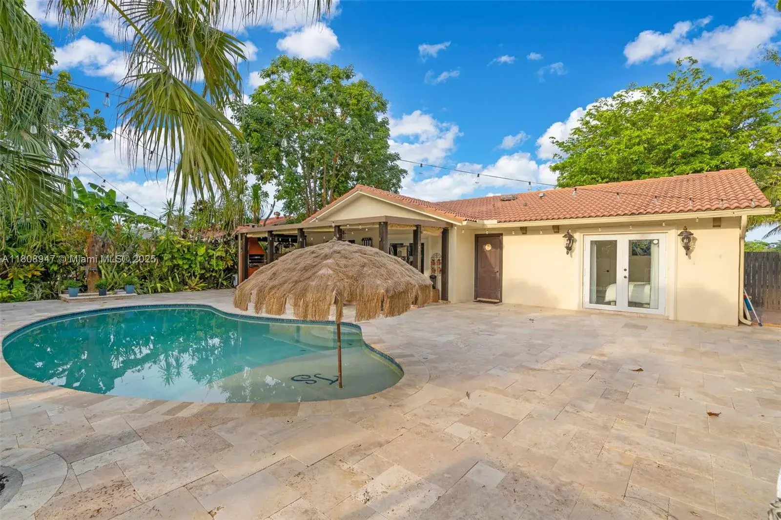 2 bedroom 2 bath Residential for sale at 641 SW 50th Ave, Margate FL 33068