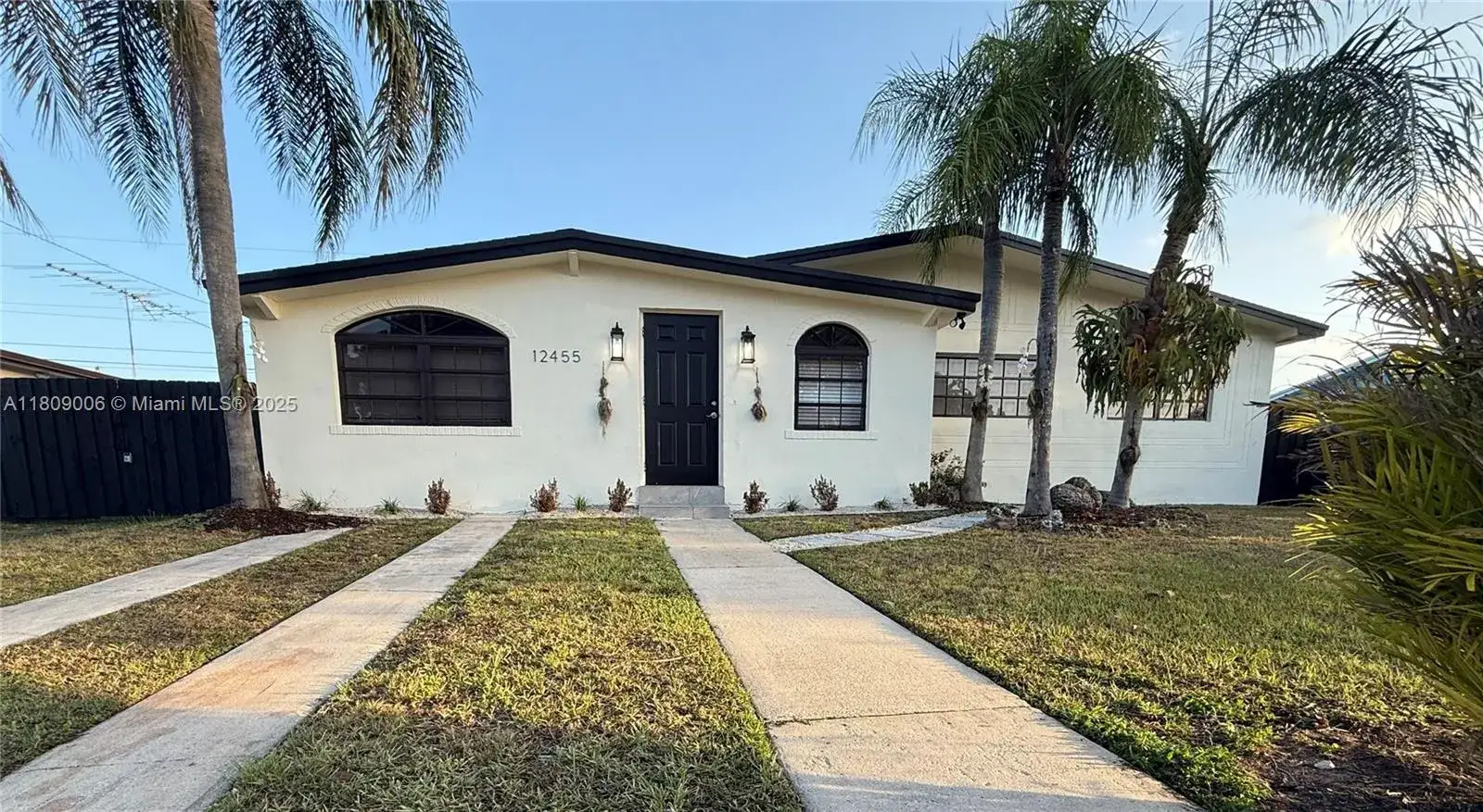 4 bedroom 3 bath Residential for sale at 12455 SW 187th Ter, Miami FL 33177