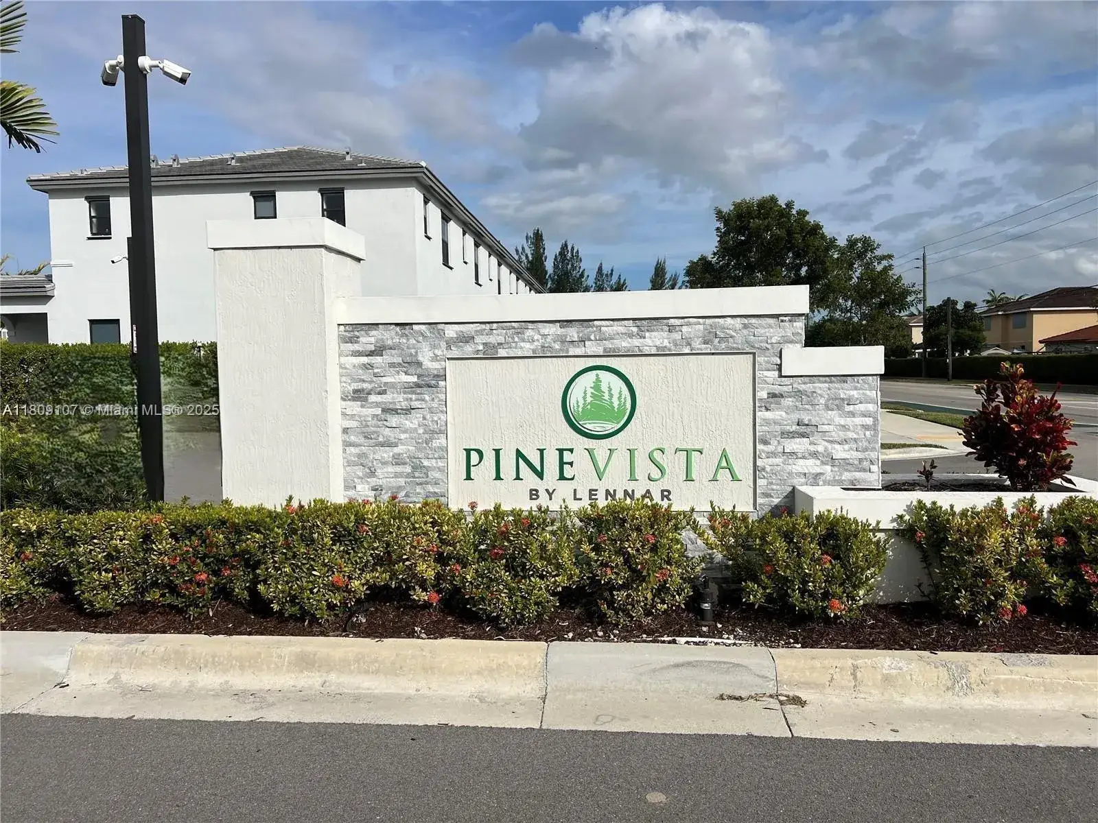 3 bedroom 2 bath Residential for sale at 28729 SW 132nd Pl # 28729, Homestead FL 33033