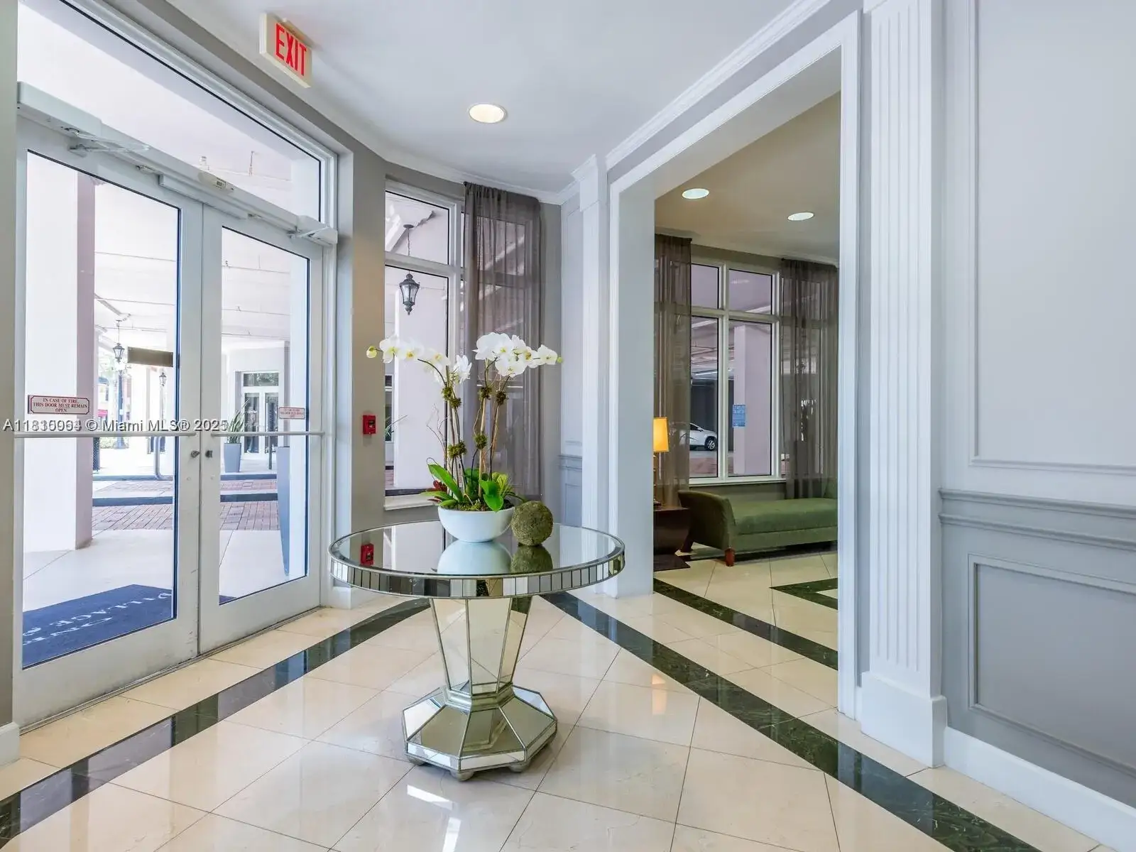 2 bedroom 2 bath Residential for sale at 4100 Salzedo St # 618, Coral Gables FL 33146