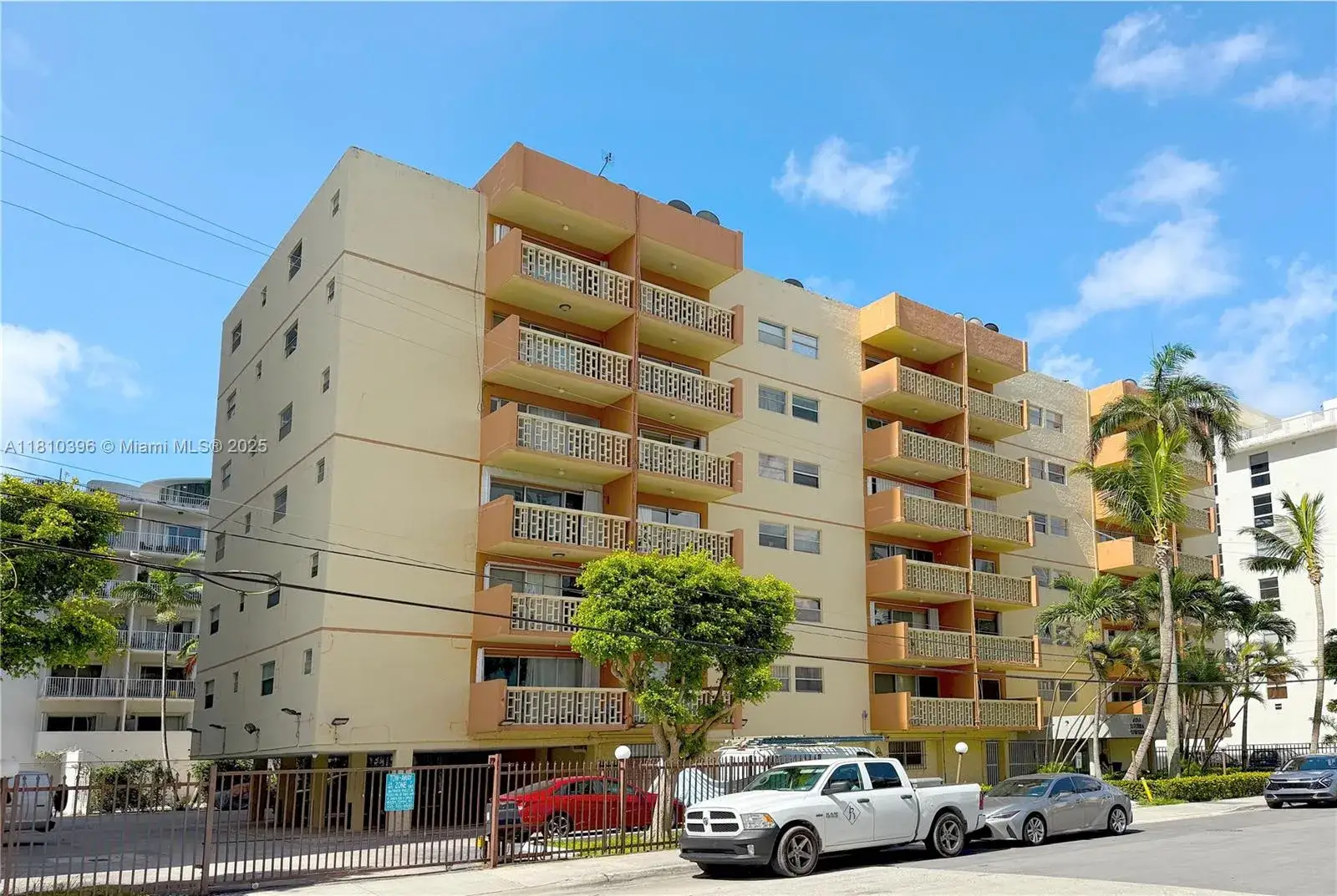 1 bedroom 1 bath Residential for sale at 600 NE 25th St, Miami FL 33137