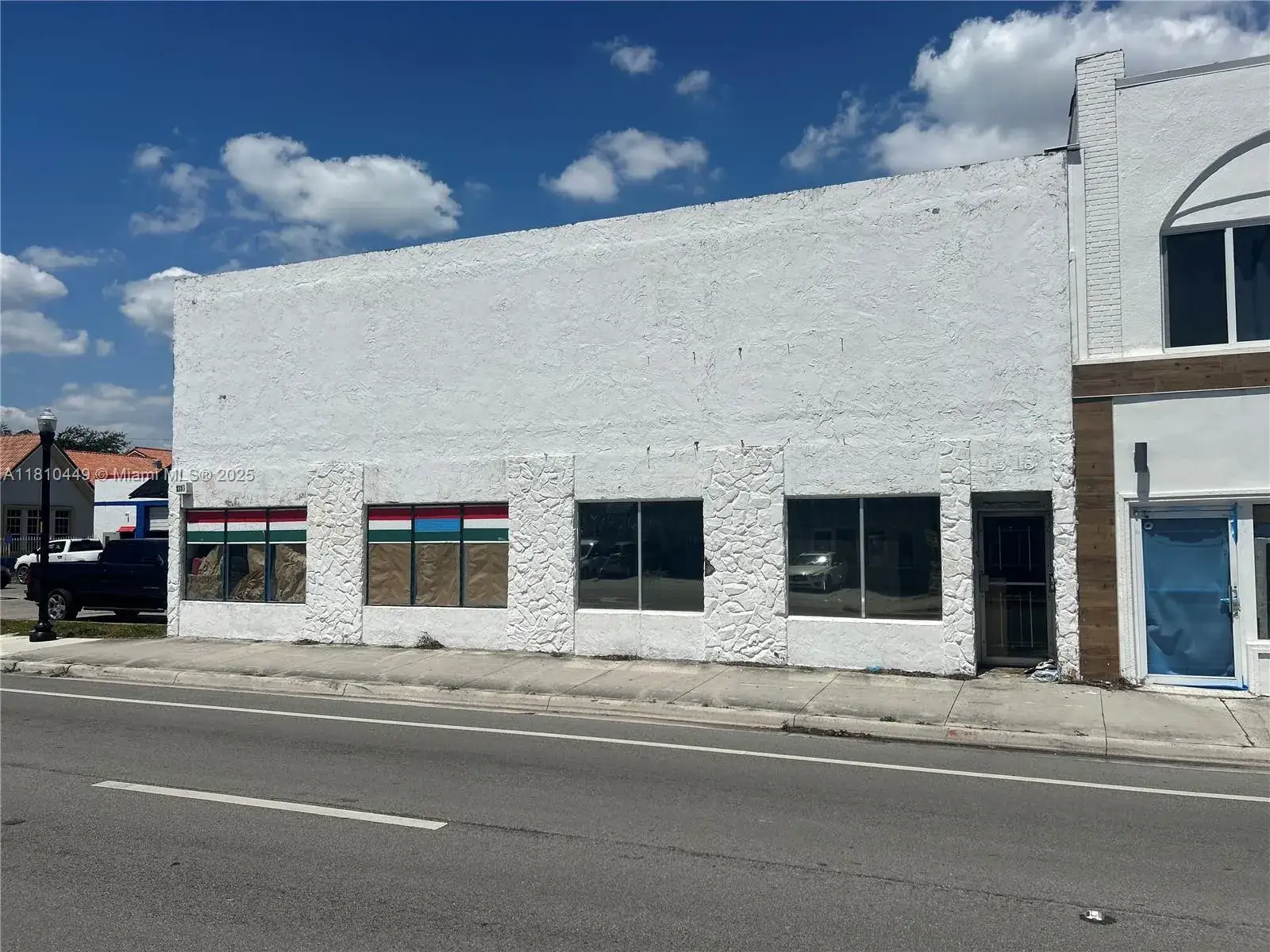 Commercial Sale for sale at 1318 N Federal Hwy # 1318, Hollywood FL 33020