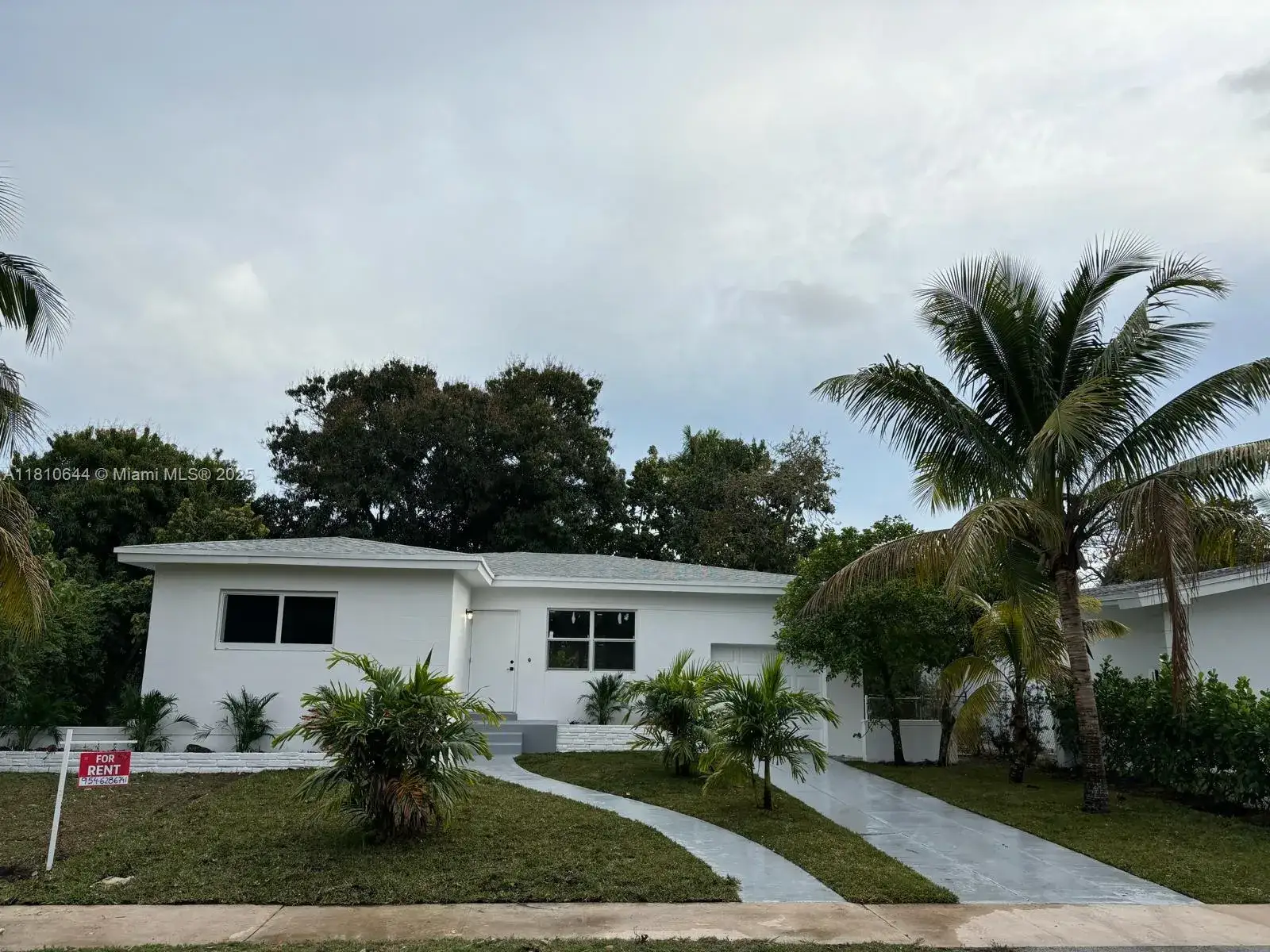 3 bedroom 2 bath Residential for sale at 840 NE 147th St, North Miami FL 33161
