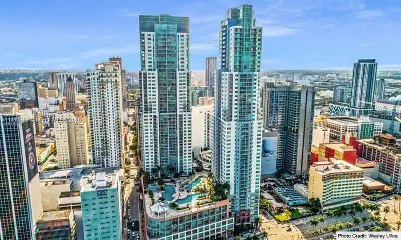 1 bedroom 1 bath Residential Lease for rent at 244 Biscayne Blvd # 643, Miami FL 33132