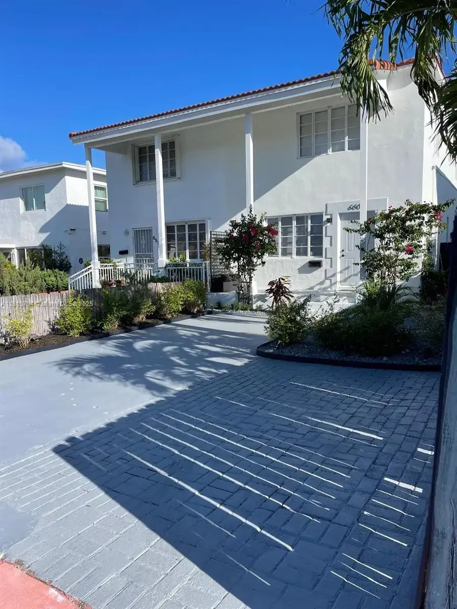 2 bedroom 2 bath Residential for sale at 660 86th St, Miami Beach FL 33141