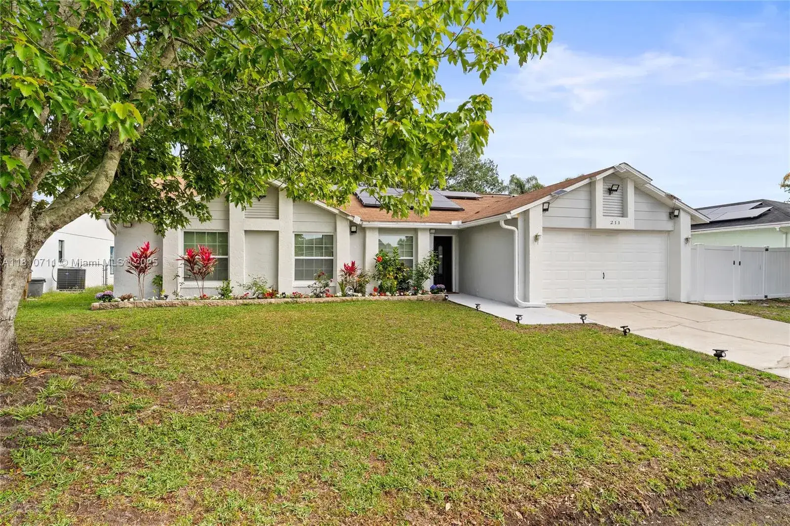 3 bedroom 2 bath Residential for sale at 211 DALTON DRIVE, Kissimmee FL 34758