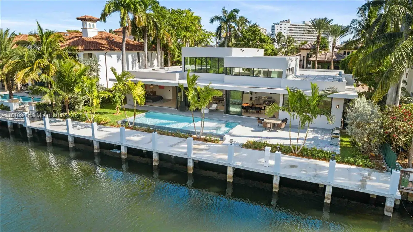 4 bedroom 4 bath Residential Lease for rent at 401 Royal Plaza Dr, Fort Lauderdale FL 33301