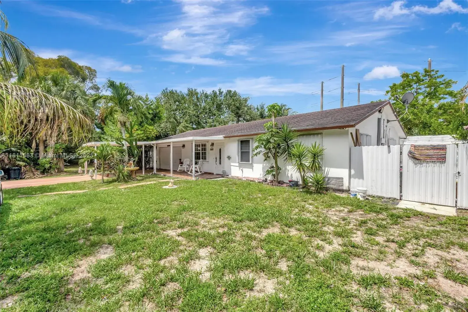 3 bedroom 2 bath Residential for sale at 4035 N 110th Ave N, West Palm Beach FL 33411