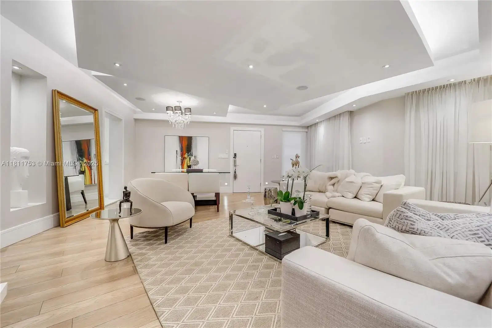2 bedroom 1 bath Residential Lease for rent at 10190 Collins Ave # 204, Bal Harbour FL 33154