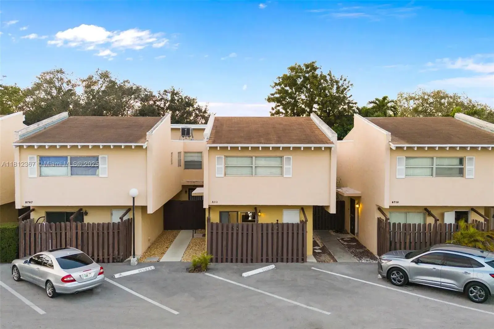 3 bedroom 2 bath Residential for sale at 8711 NE 4th Ave Rd # 8711, Miami Shores FL 33138